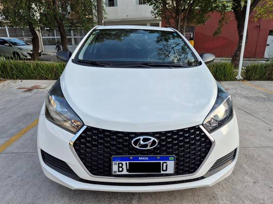 HYUNDAI HB20 1.0 UNIQUE 12V FLEX 4P MANUAL HYUNDAI HB20 1.0 UNIQUE 12V FLEX 4P MANUAL